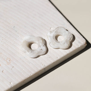 Cream Resin Flower Beads - Nickel & Suede