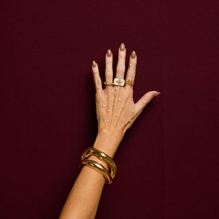 Cream Nickelmark Cigar Ring