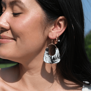 Black Palm Noras - Nickel & Suede