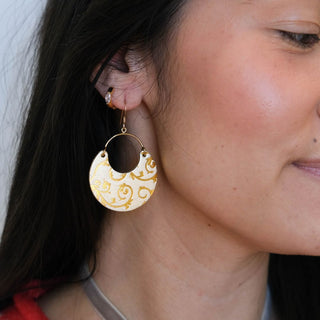 Champagne Satin Baroque Ninas - Nickel & Suede