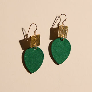 Emerald Sparkle Holiday Lights Statement Earrings - Nickel & Suede