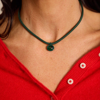 Evergreen Waterproof Crystal Oval Pendant Minimalist Paracord Necklace - Nickel & Suede