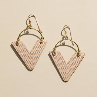 Sandstone Sutton - Nickel & Suede