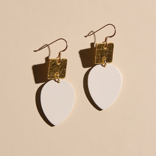 White Shimmer Holiday Lights Statement Earrings - Nickel & Suede