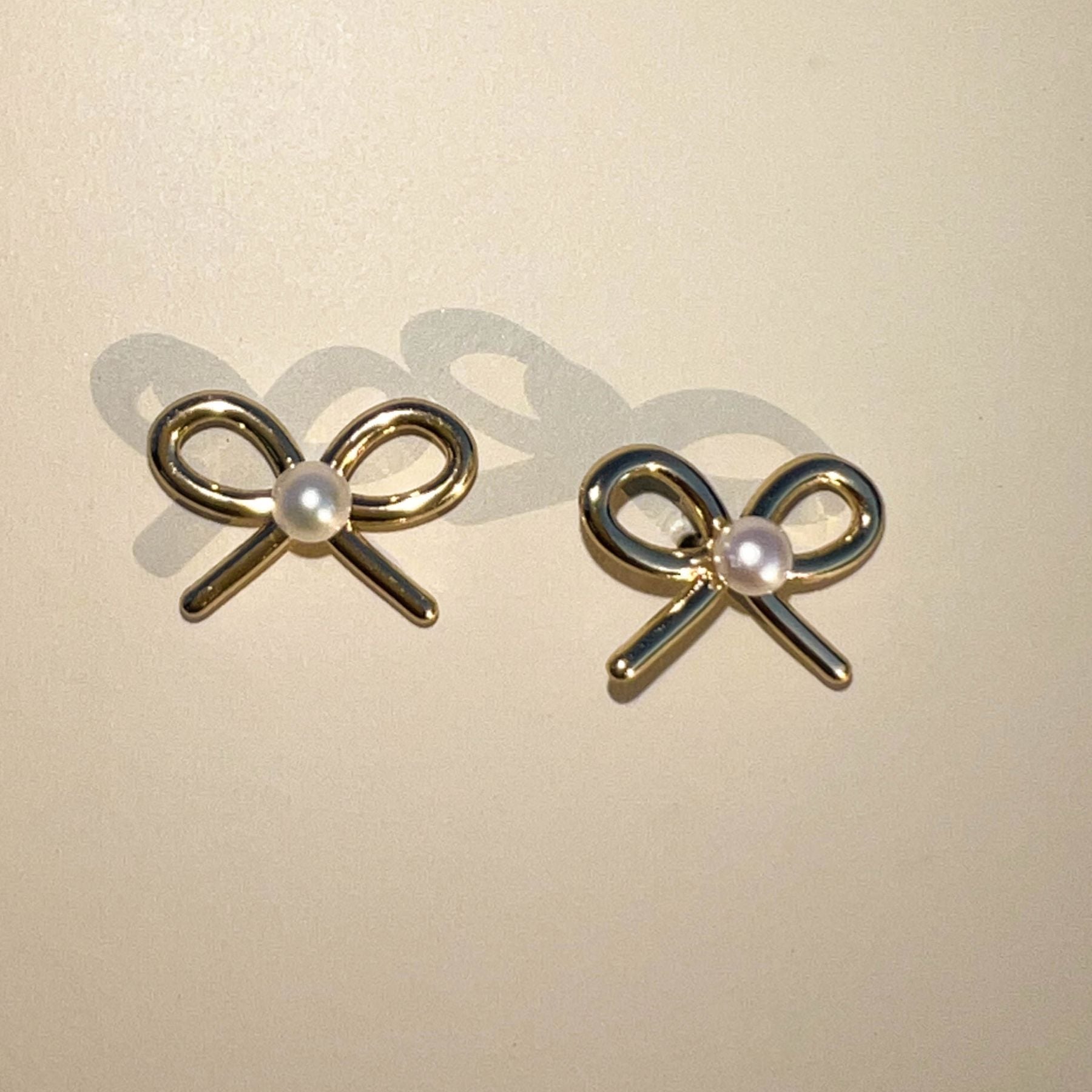 Buy 24846 Tiffany & Co. 18k Yellow Gold Long Ribbon Bow Earrings Online in  India - Etsy